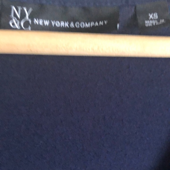 NEW YORK & COMPANY Dress. - Picture 2 of 9
